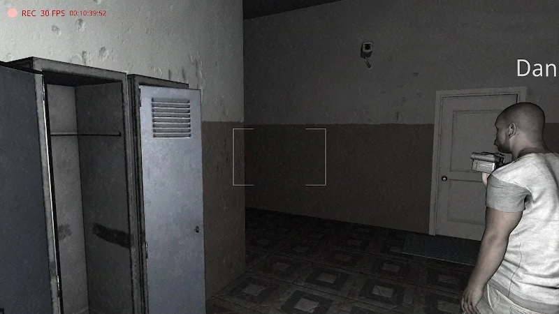 The Ghost - Multiplayer Horror screenshot 2